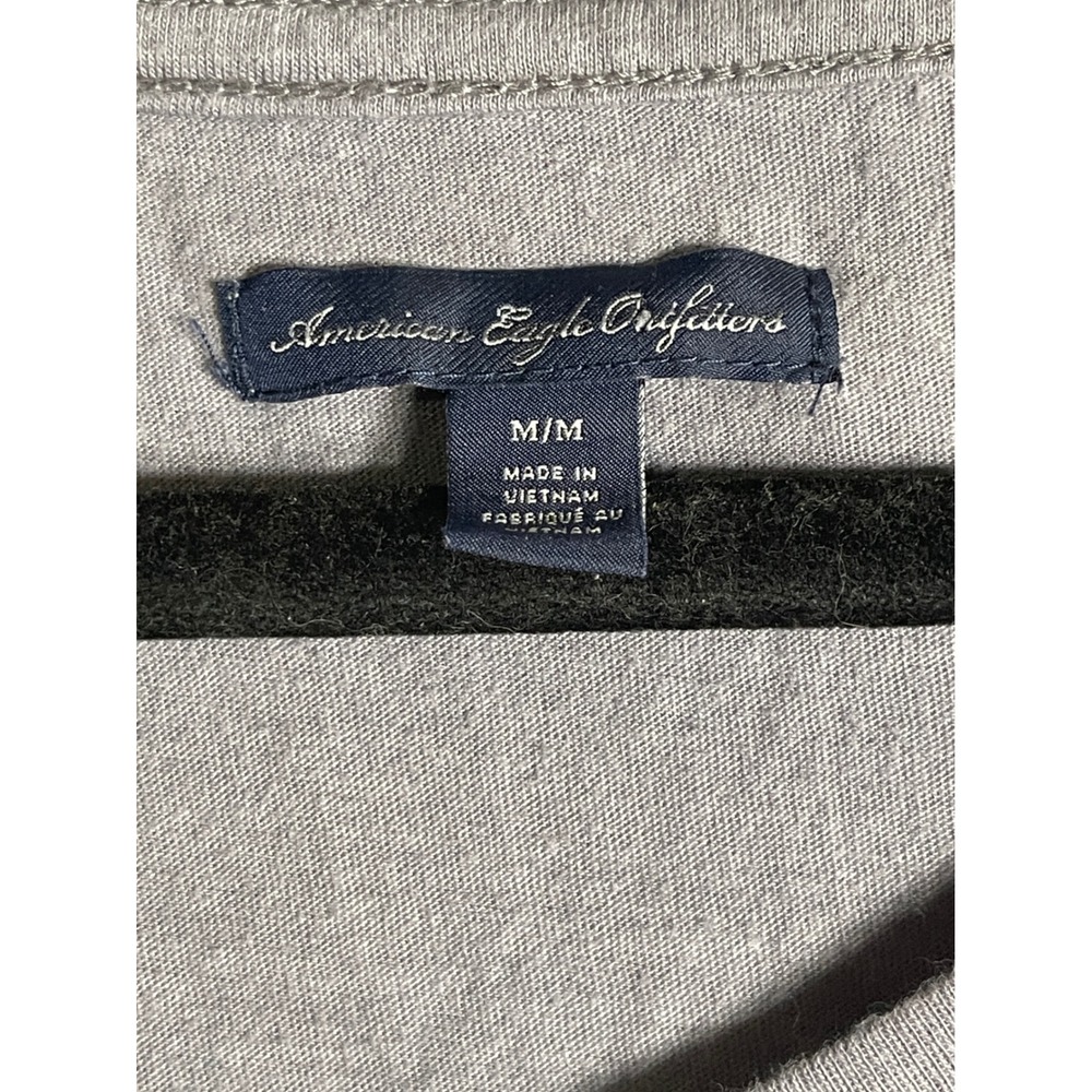 American Eagle AENY 1977 Graphic Top Grey Long Sleeve Scoop Neck Medium - Picture 4 of 10